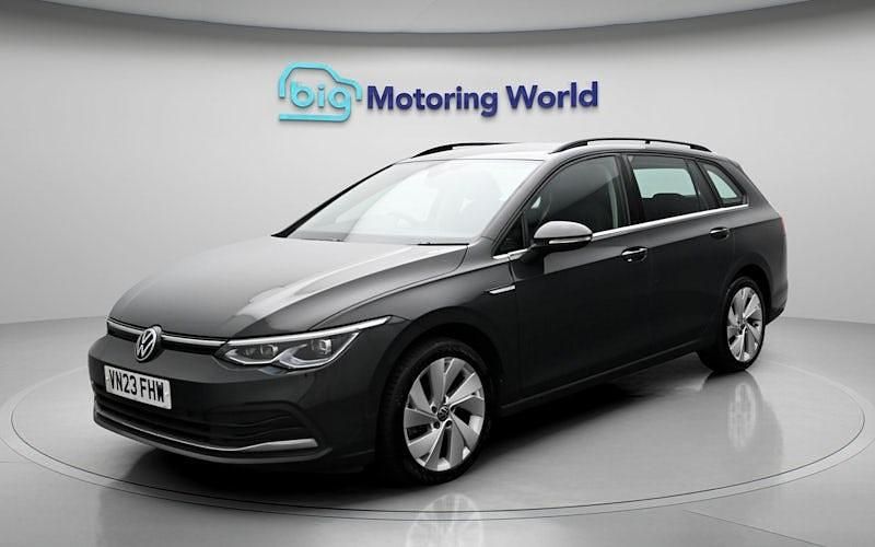 Used VW Golf VIII Style 150 HP (110 kW) 2023 Grey Estate