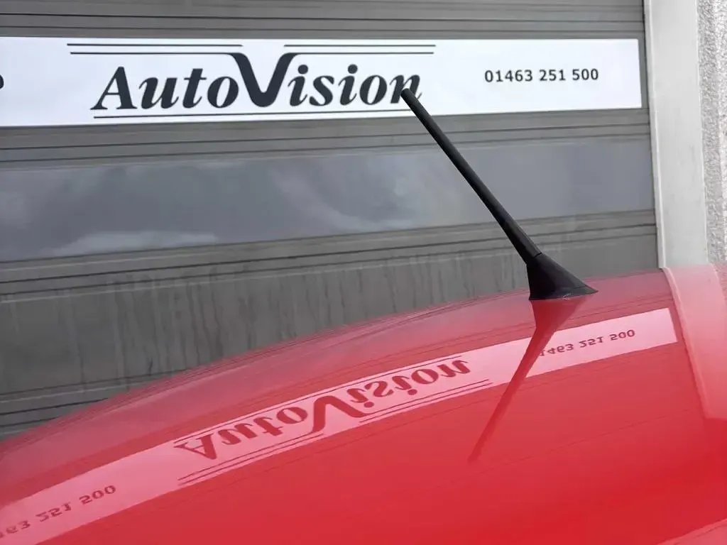 Used VW up! high up! 74 HP (54 kW) 2017 Red Hatchback