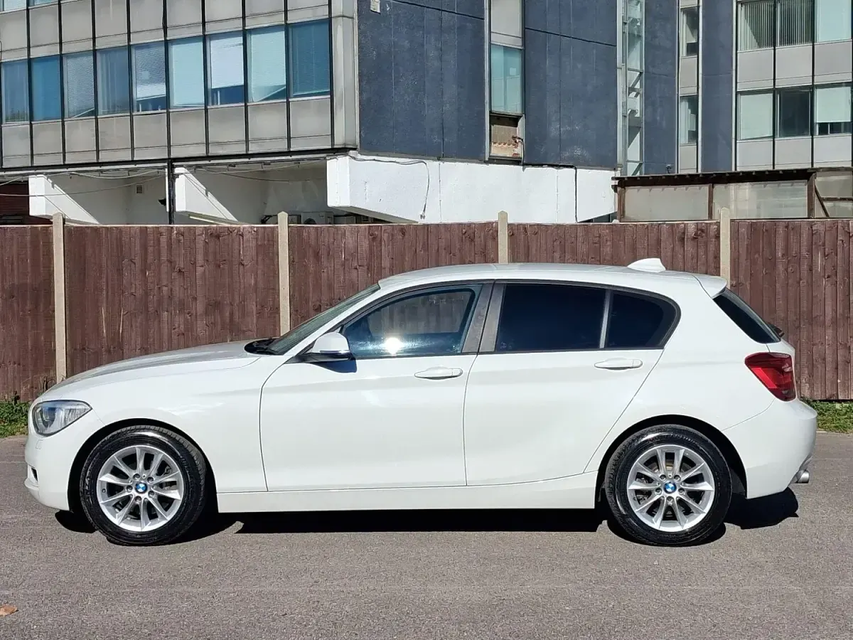 Used BMW 116 136 HP (100 kW) 2026 White Hatchback