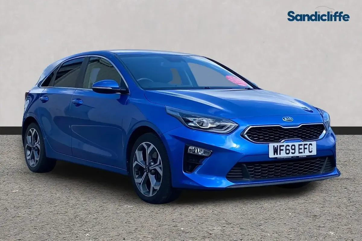 Gebraucht Kia Ceed 140 PS (102 kW) 2019 Kleinwagen