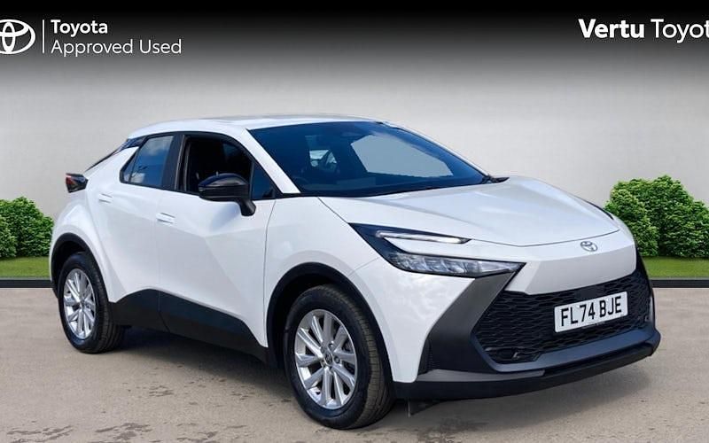 Używany Toyota C-HR 140 KM (102 kW) 2026 SUV