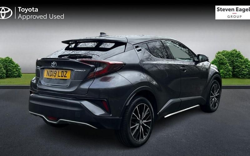 Used Toyota C-HR 122 HP (89 kW) 2019 SUV