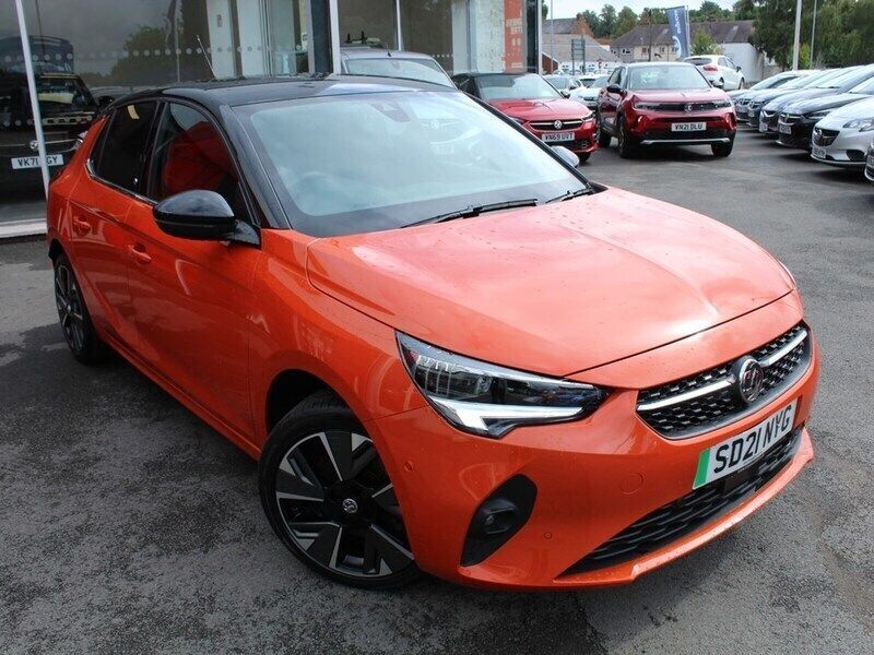 Used Vauxhall Corsa-e Elite 100 kW (136 HP) 2021 Power orange Hatchback
