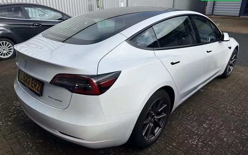 Used Tesla Model 3 Long Range AWD 258 kW (351 HP) 2022 White Sedan