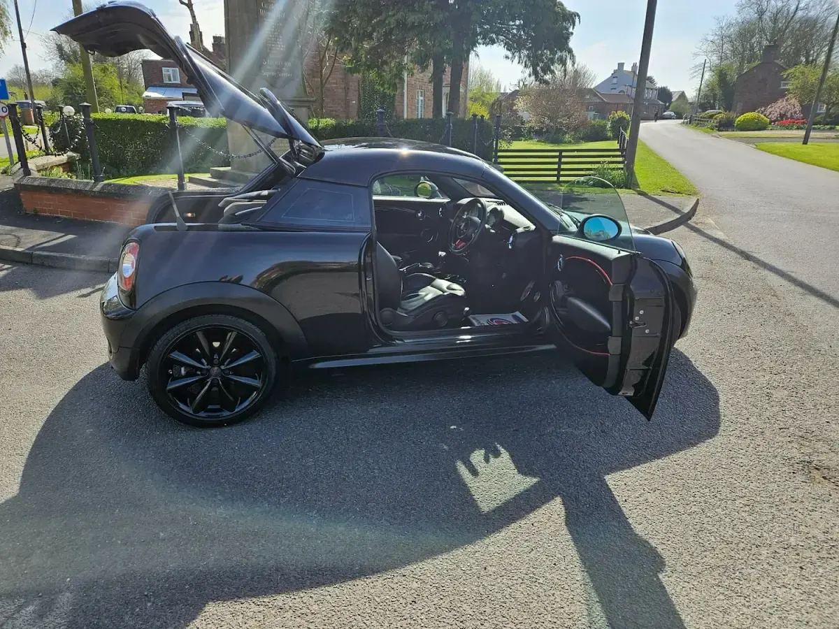 Used Mini Cooper S Coupé 2015 Black Coupe