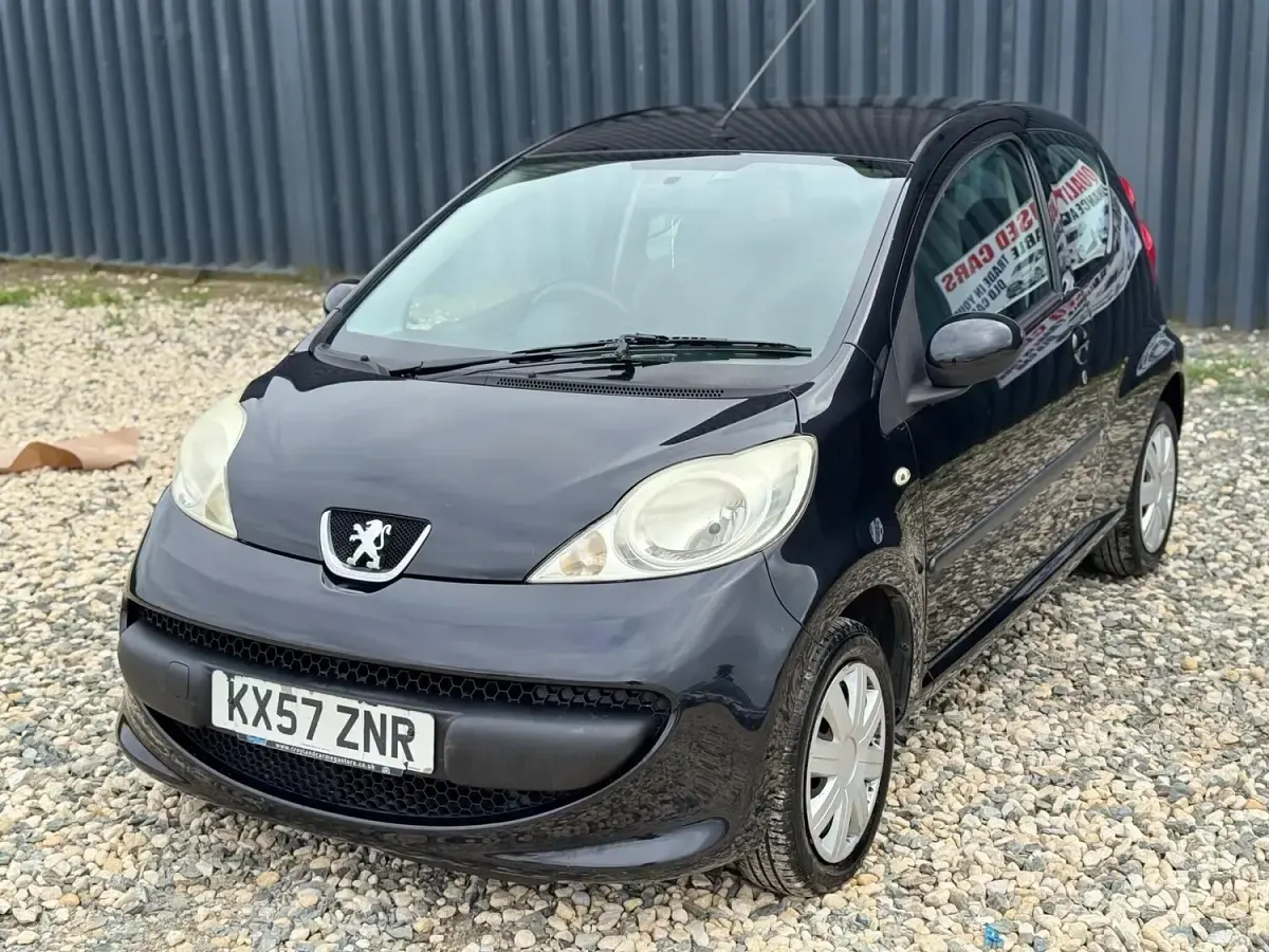 Used Peugeot 107 68 HP (50 kW) 2007 Black Hatchback