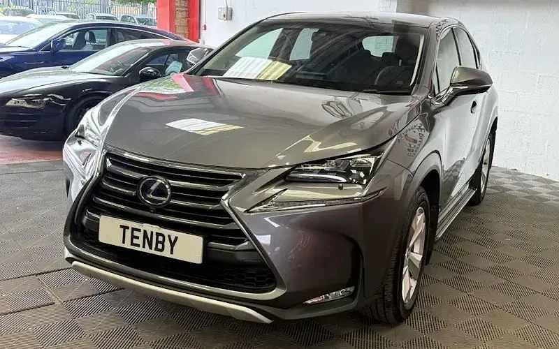 Used Lexus NX300h 197 HP (144 kW) 2017 SUV