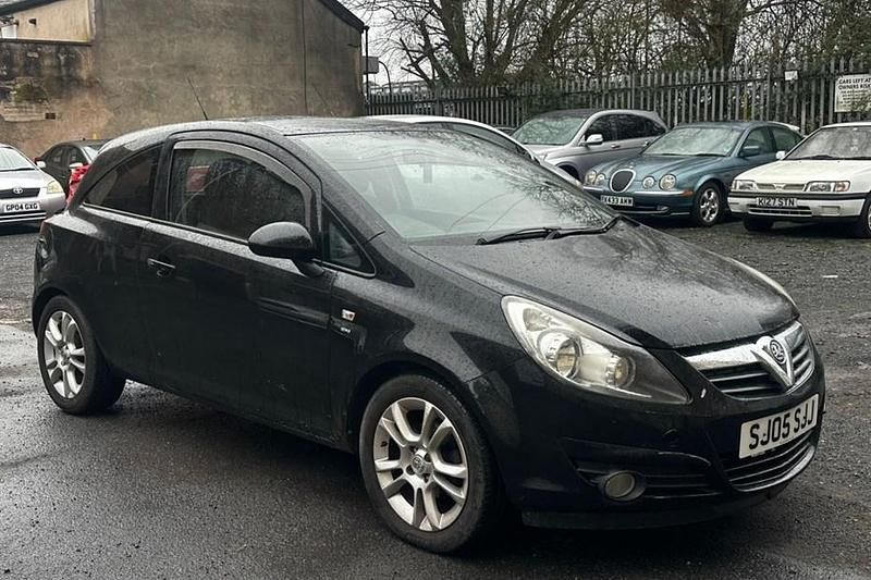 Used Vauxhall Corsa 85 HP (62 kW) 2010 Black Hatchback