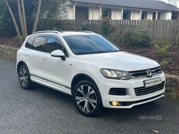 White Used 2014 VW Touareg R-line SUV | £8,995 (Fair price) - Image 1/4