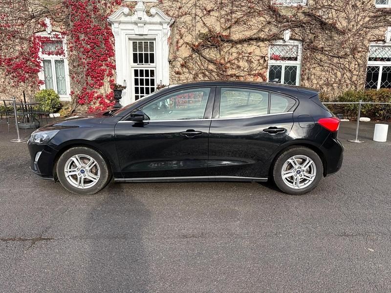 Used Ford Focus Zetec 120 HP (88 kW) 2021 Black Hatchback