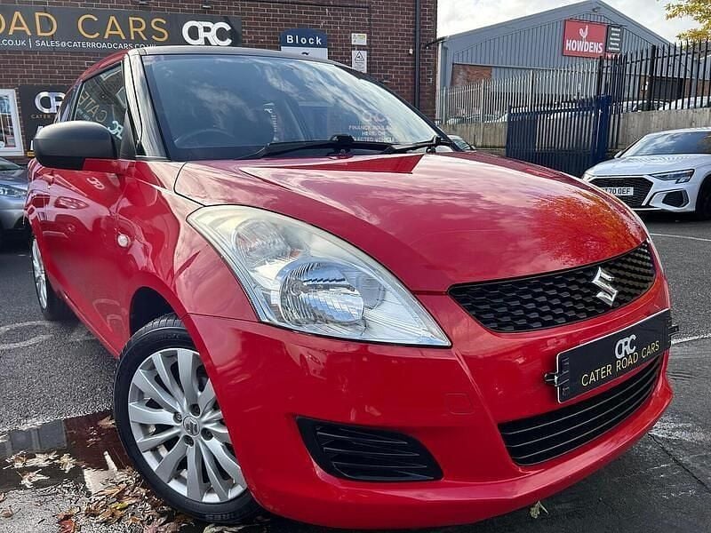 Red Used 2013 Suzuki Swift SZ3 Hatchback | £3,750 (Fair price) - Image 1/4