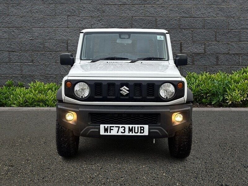 Used Suzuki Jimny 101 HP (74 kW) 2023 White SUV