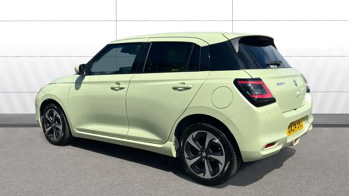 Used Suzuki Swift 82 HP (60 kW) 2024 Yellow Hatchback