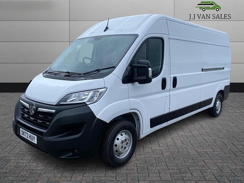 Begagnad Vauxhall Movano S 2022 Vit