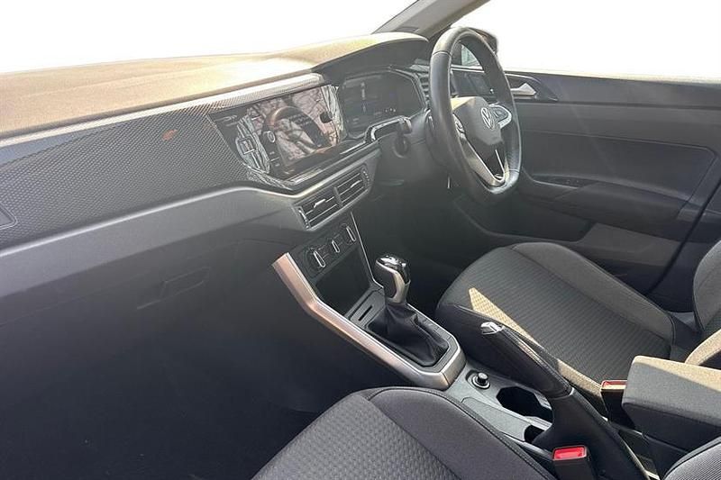 Used VW Polo Life 95 HP (69 kW) 2024 Grey Hatchback