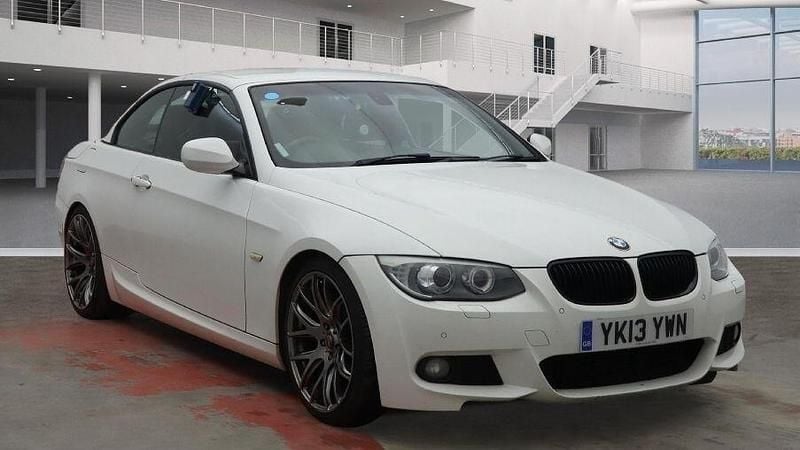 White Used 2013 BMW 320 Cabriolet M Sport Cabriolet | £7,779 (Fair price) - Image 1/4