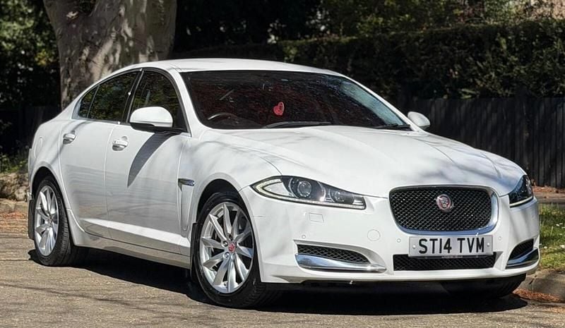 Usado Jaguar XF Premium Luxury 2014 Branco Sedan
