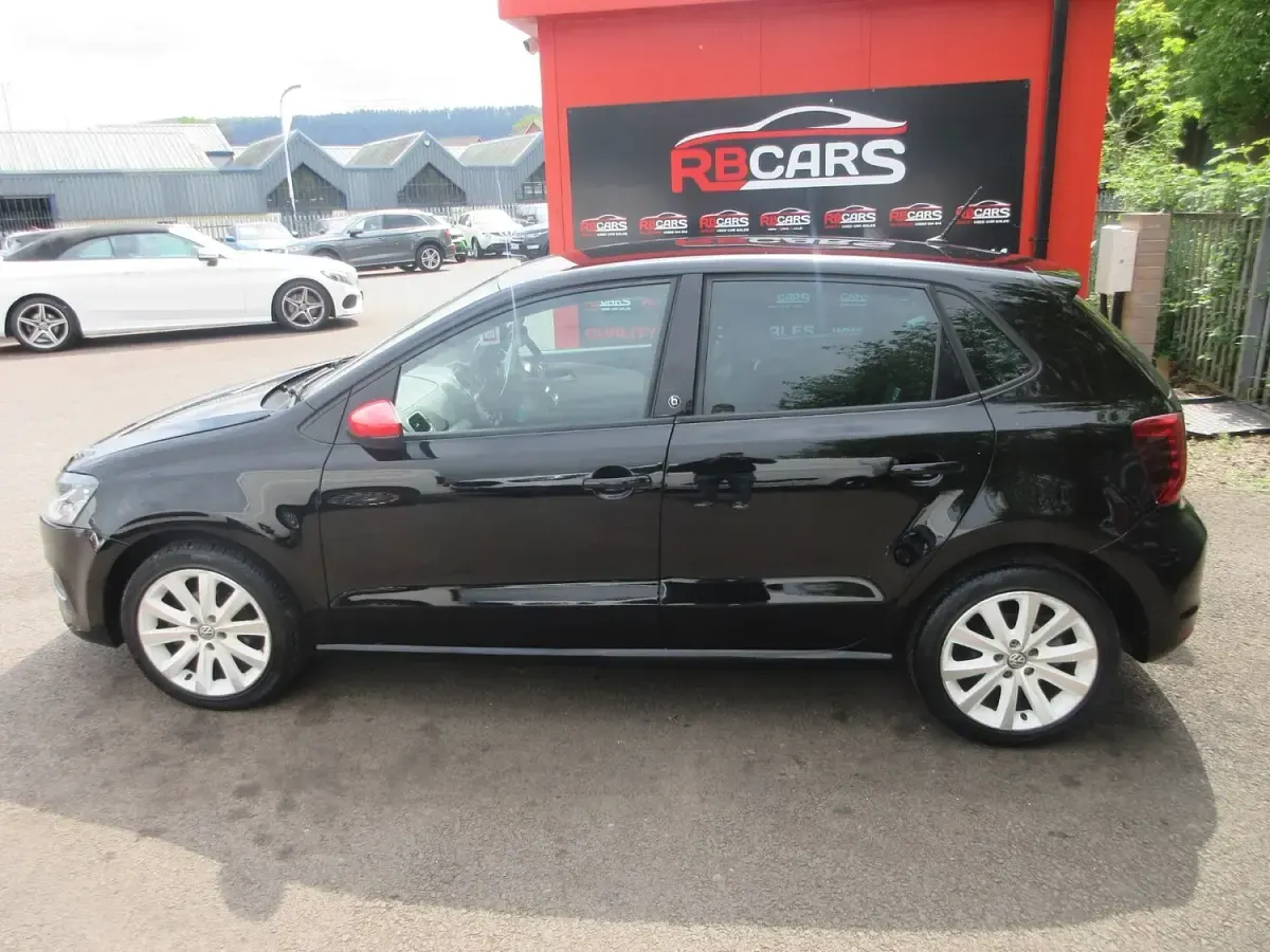 Used VW Polo Beats 90 HP (66 kW) 2017 Black Hatchback