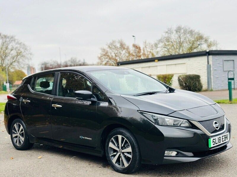 Black Used 2018 Nissan Leaf Acenta Hatchback | £7,800 (Fair price) - Image 1/4