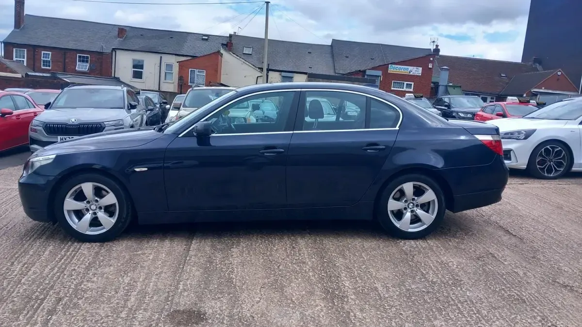 Used BMW 520 2006 Blue Sedan