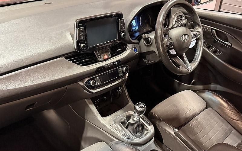 Used Hyundai i30 N Performance 275 HP (202 kW) 2019 Red Hatchback