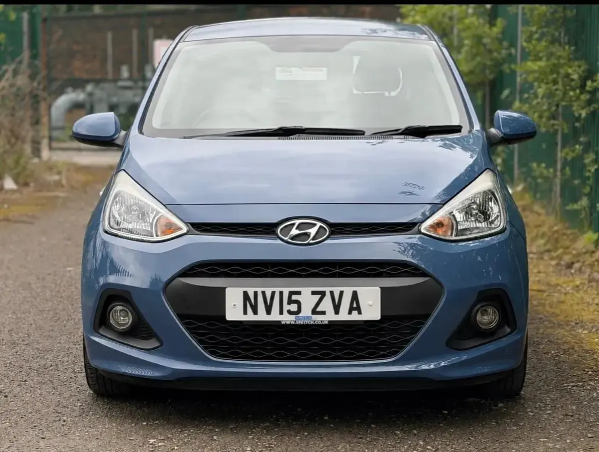 Used Hyundai i10 SE 2015 Blue Hatchback