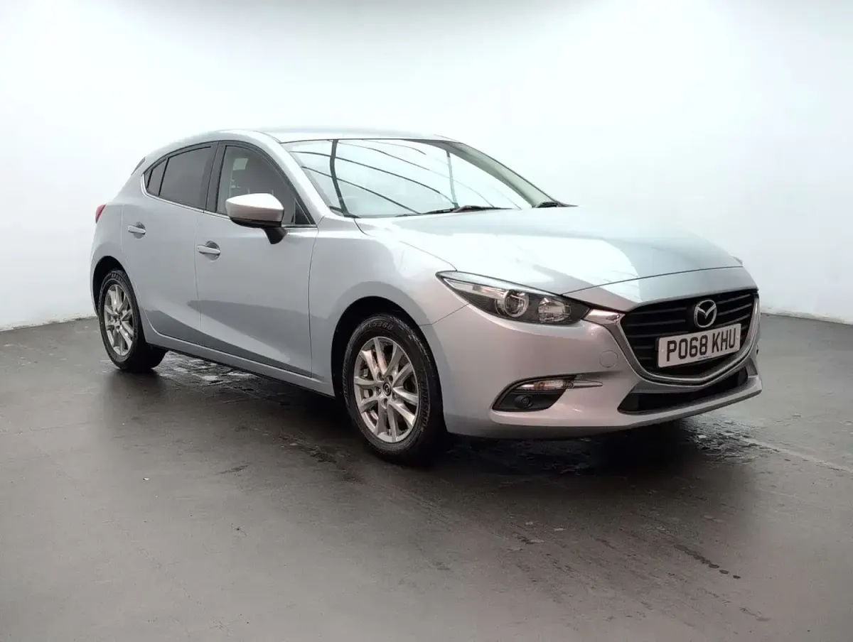 Used Mazda 3 120 HP (88 kW) 2018 Silver Hatchback