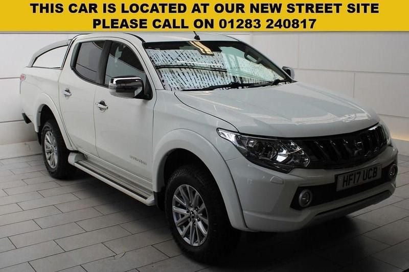 White Used 2017 Mitsubishi L200 Pickup | £14,000 (Fair price) - Image 1/3