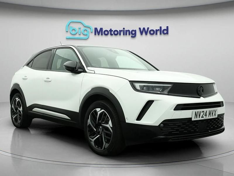 White Used 2024 Vauxhall Mokka Ultimate SUV | £18,500 (Expensive) - Image 1/4