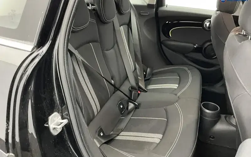 Used Mini Cooper S Comfort 178 HP (130 kW) 2022 Black Hatchback