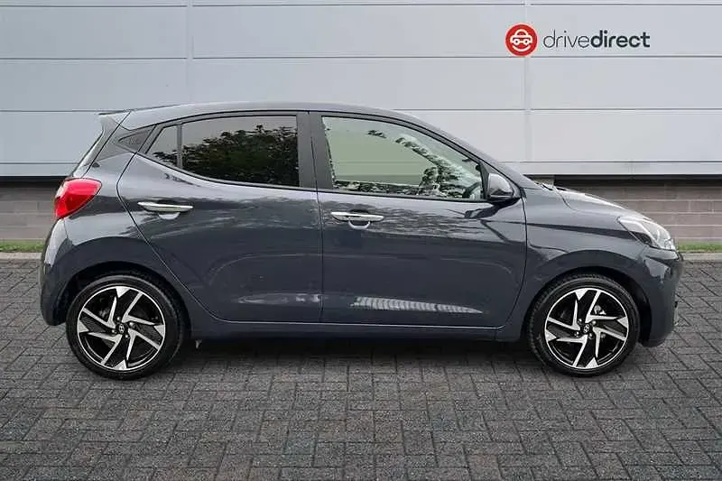 New Hyundai i10 Premium 79 HP (58 kW) 2026 Grey Hatchback