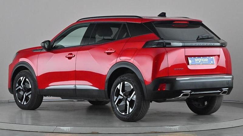 Używany Peugeot 2008 Allure 131 KM (96 kW) 2024 Czerwony SUV