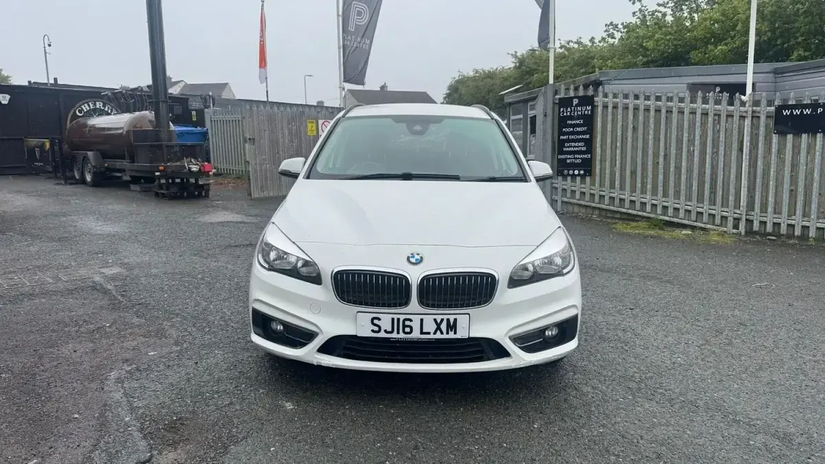 Used BMW 220 Gran Tourer Luxury Line 2016 White MPV