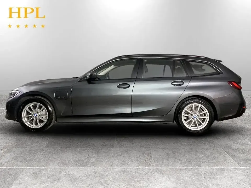 Used BMW 330e Performance 292 HP (214 kW) 2021 Grey Estate