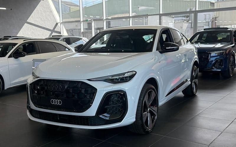 New 2025 Audi Q5 Sportback SUV | £57,535 (Fair price) - Image 1/4