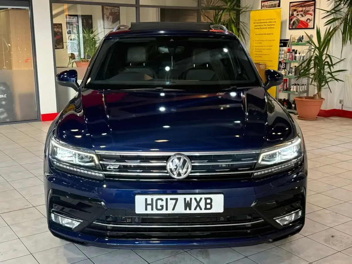 Usado VW Tiguan R-line 150 CV (110 kW) 2017 Azul SUV