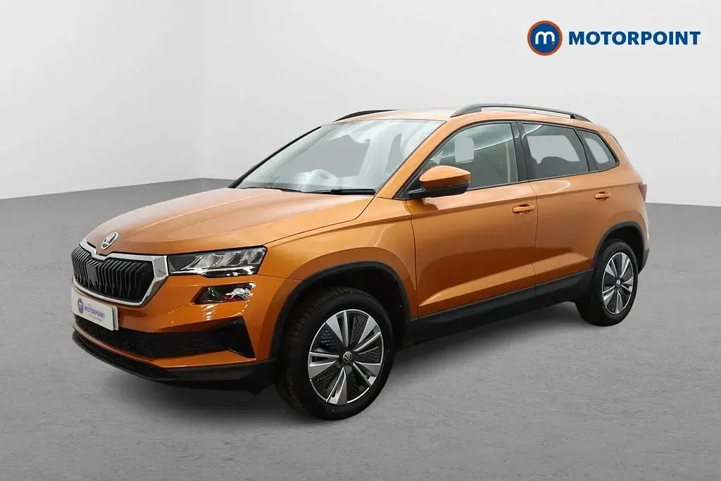 Usado Skoda Karoq SE Drive 110 CV (80 kW) 2024 Naranja SUV