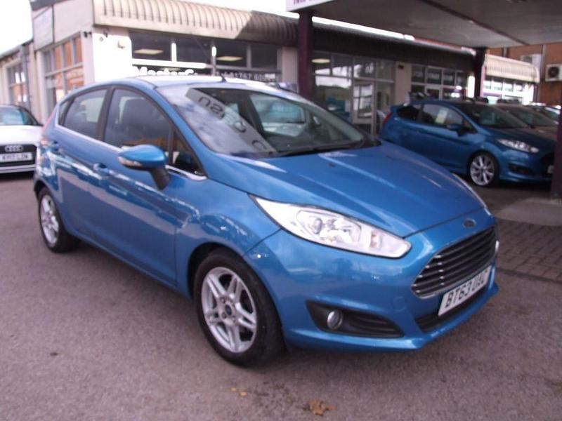 Blue Used 2013 Ford Fiesta Zetec Hatchback | £4,995 (Expensive) - Image 1/4