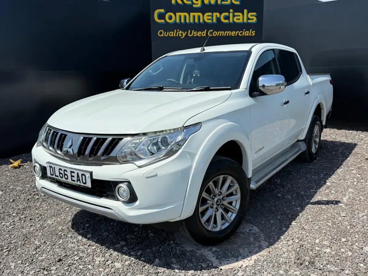 Used Mitsubishi L200 Warrior 2016 White Pickup