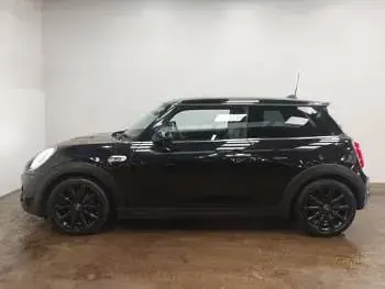 Used Mini Cooper S 192 HP (141 kW) 2018 Black Hatchback