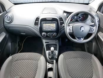 Begagnad Renault Captur Dynamique 90 HK (66 kW) 2017 Grå SUV