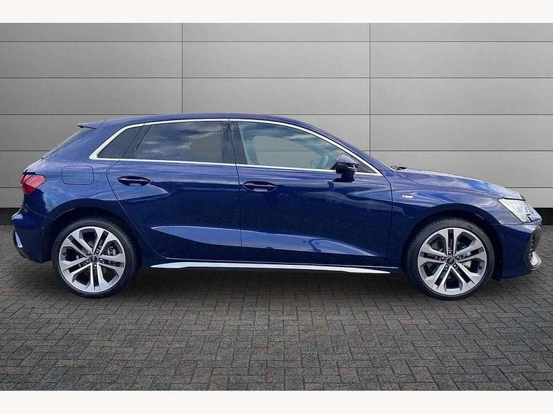 Used Audi A3 e-tron S-Line 204 HP (150 kW) 2025 Blue Hatchback