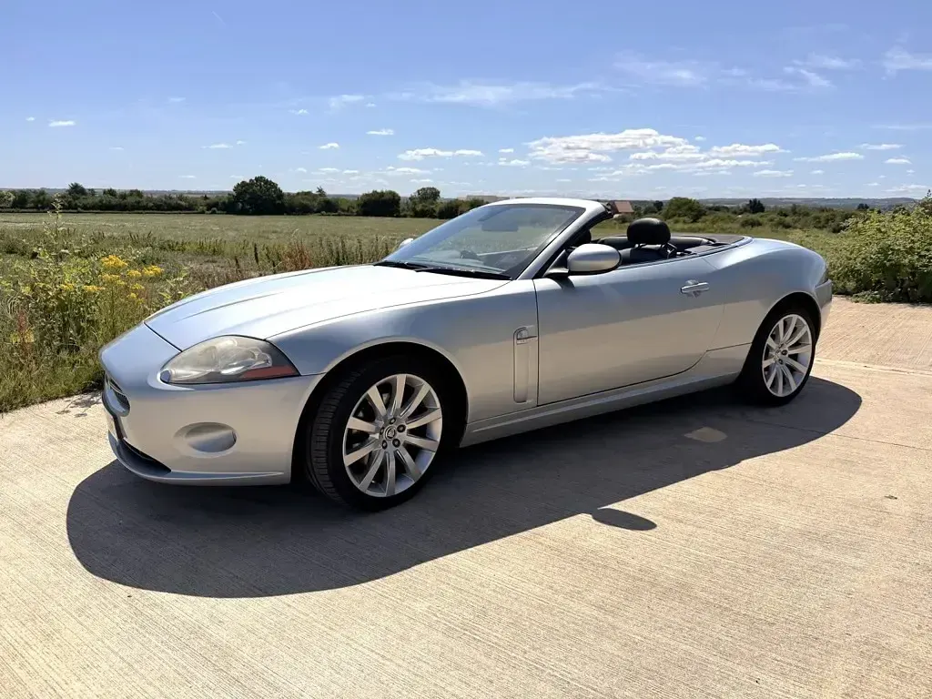Used Jaguar XK 300 HP (220 kW) 2006 Silver Cabriolet