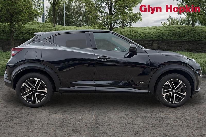 Used Nissan Juke N-Connecta 143 HP (105 kW) 2025 Black SUV