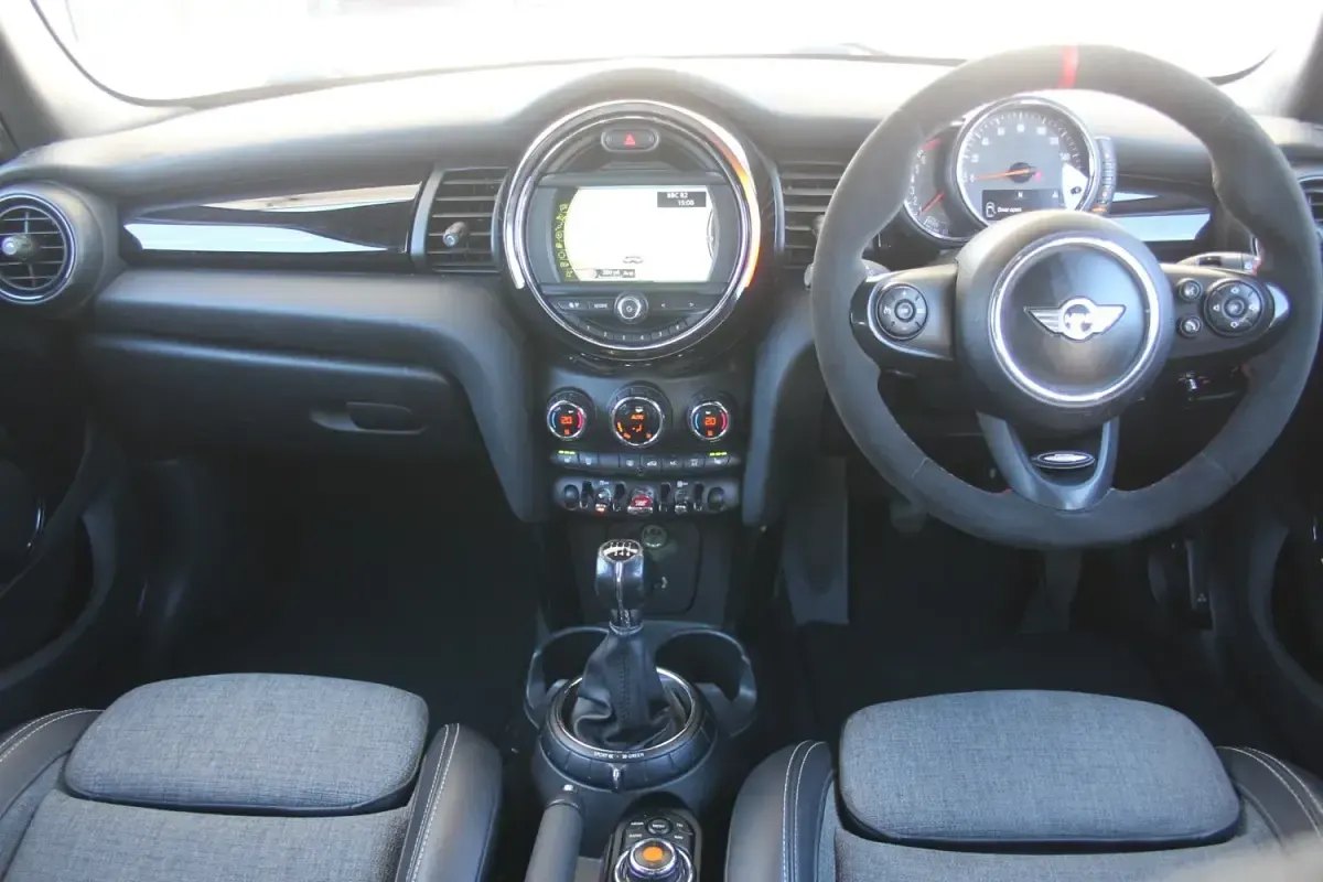 Usado Mini Cooper S Hatch 2017 Azul Citadino