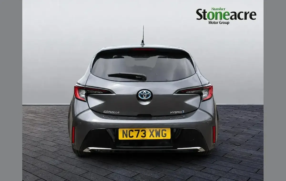Used Toyota Corolla 196 HP (144 kW) 2023 Grey/black Hatchback