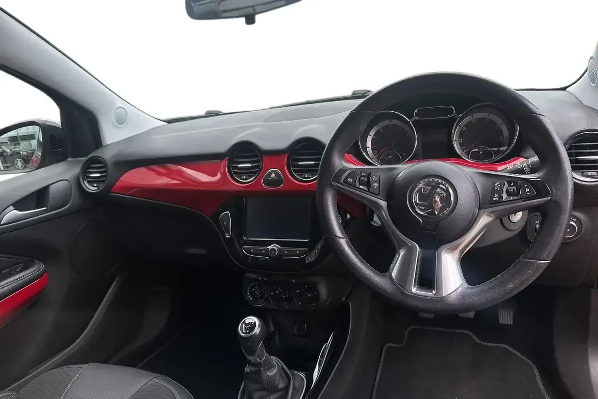 Second-hand Vauxhall Adam 70 CP (51 kW) 2019 Roșu Hatchback