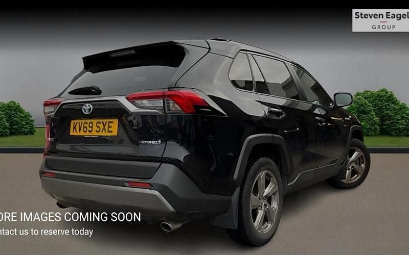 Usado Toyota RAV4 222 HP (163 kW) 2025 SUV