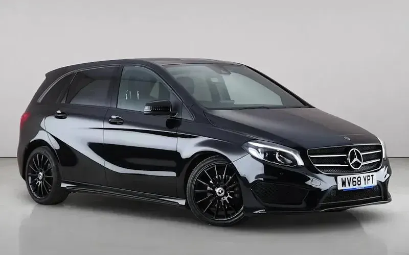 Used Mercedes B180 AMG line 109 HP (80 kW) 2018 Hatchback