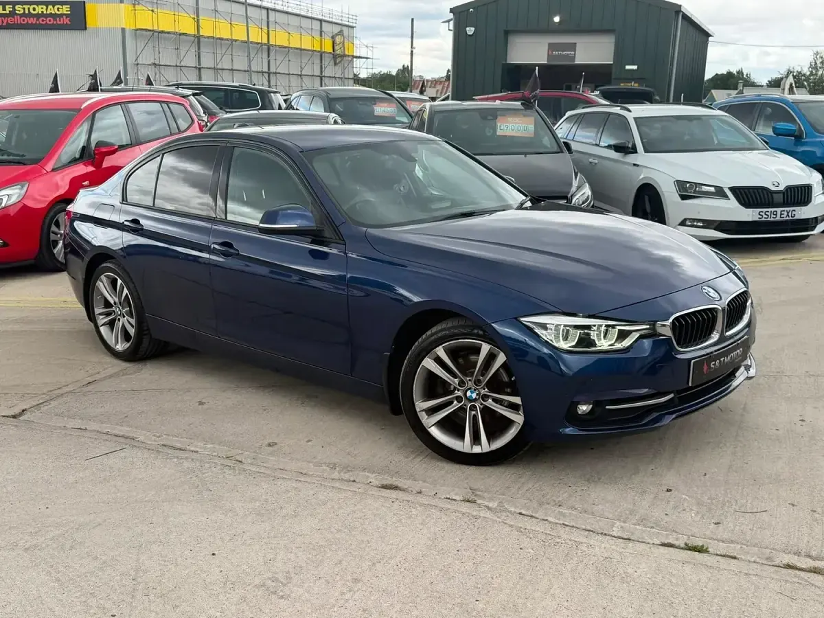 Used BMW 320 Sport Line 187 HP (137 kW) 2015 Blue Sedan